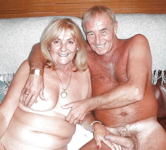 24P Naked couples 6.