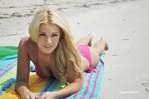 25P -Beach 4-