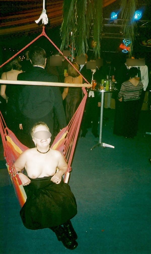 8P Flashing on the dancefloor (our very first pics from 2002)