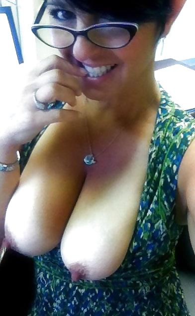 25P Nice things 492 (Tits Flash)