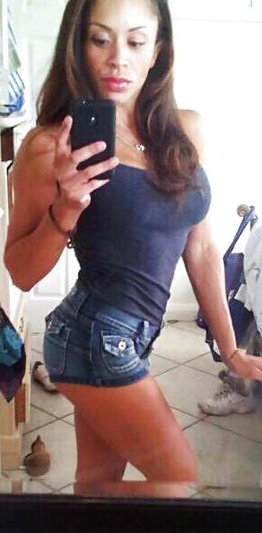 25P Fitness Model Capucine