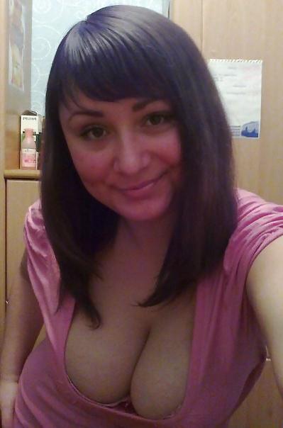 18P Busty Russian Woman 145