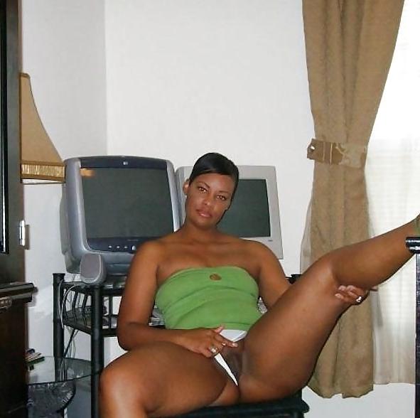 22P GROWN WOMAN EDITION VOL.1