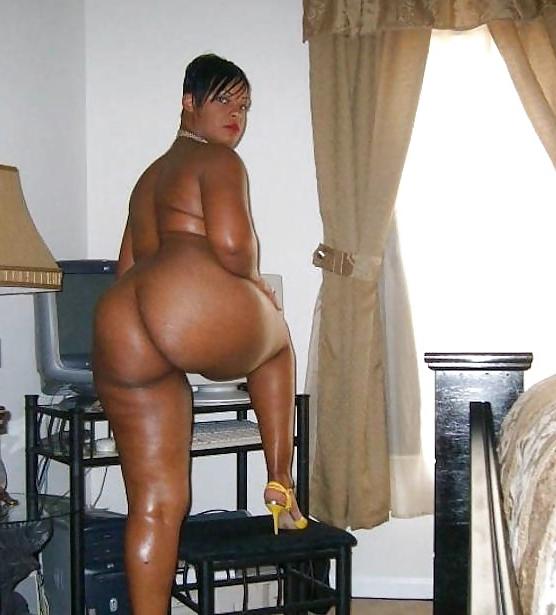 22P GROWN WOMAN EDITION VOL.1
