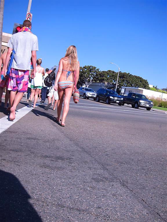 11P Beach Voyeur!