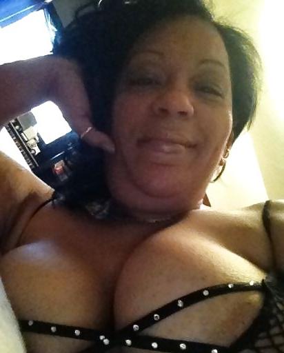 25P GROWN WOMAN EDITION VOL.10 (OLD SCHOOL FREAK)