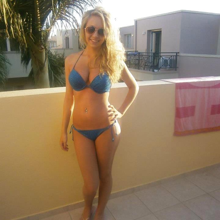25P Beach bikinis volume 1