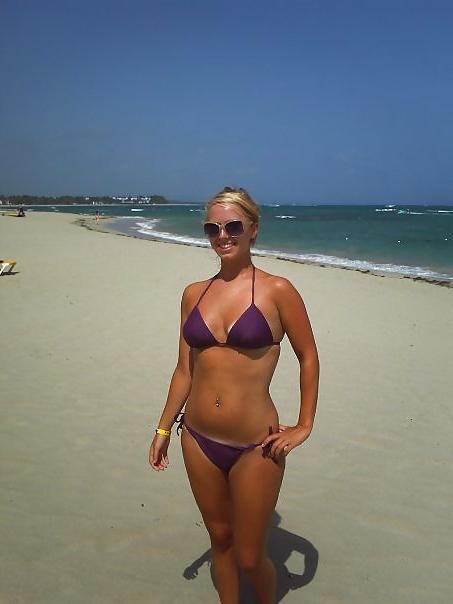25P Beach bikinis volume 1