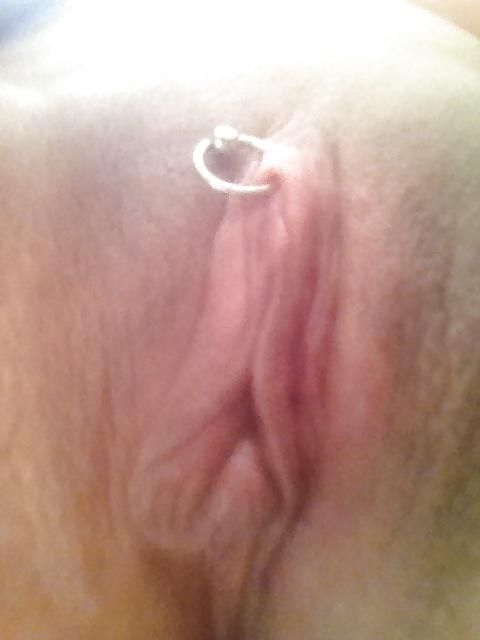 8P MUFFY  Week 1 sluT goes Unshaven hairy pussy cumming soon 
