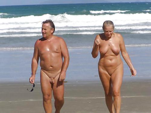 18P Nude beach