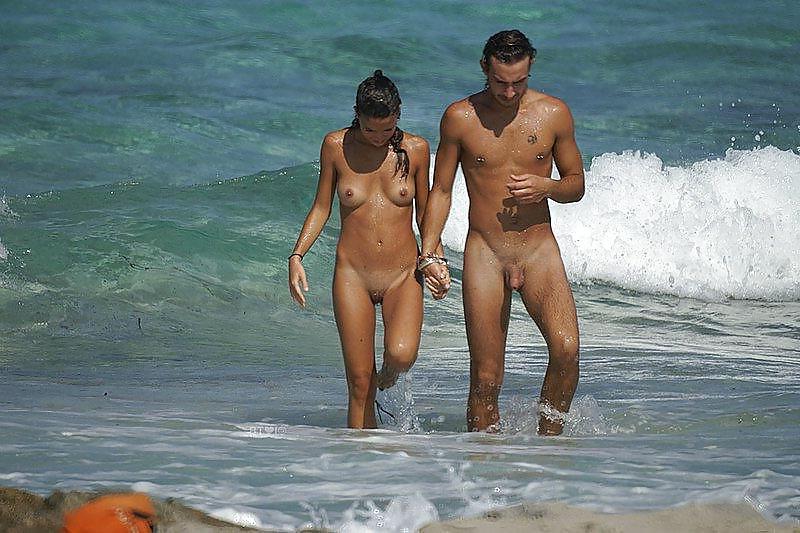 18P Nude beach