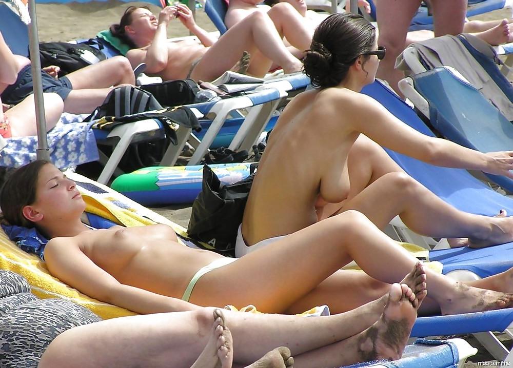 22P On the beach, From Internet