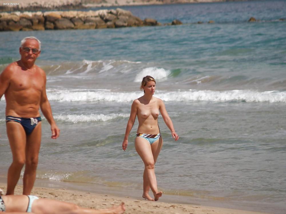 13P Beach slut
