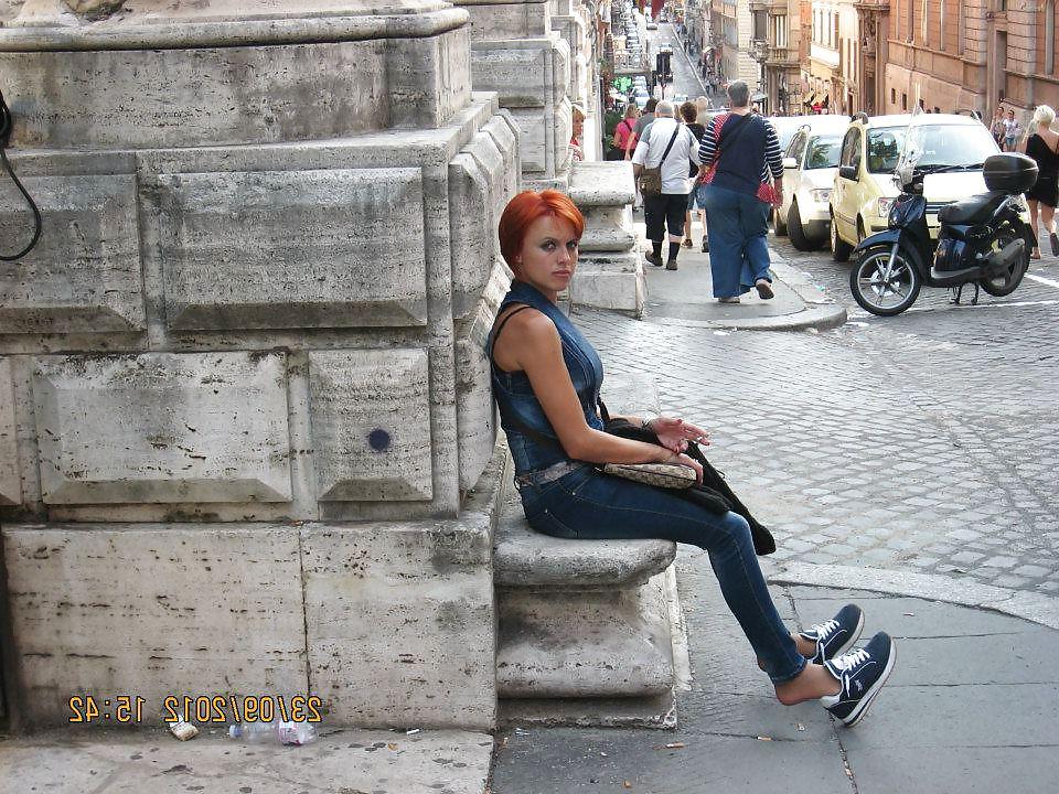 17P Italian woman: Daniela