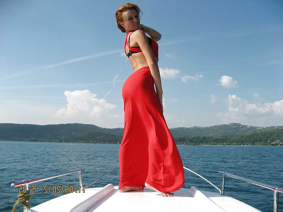 17P Italian woman: Daniela