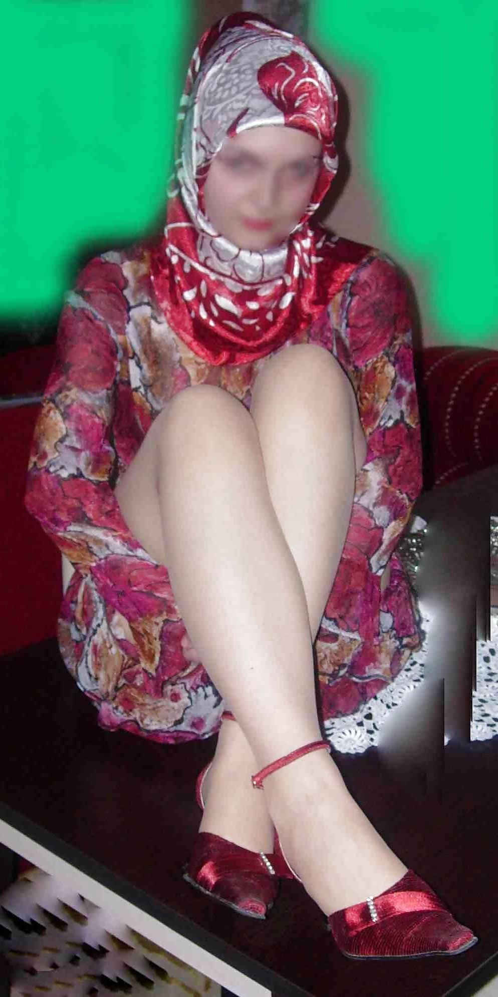 25P TURK HIJAB WOMAN