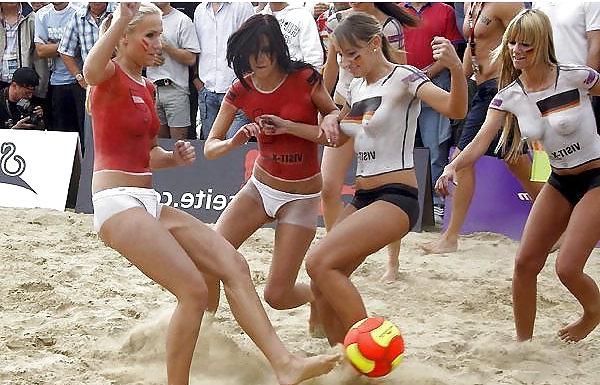 19P babes play beach soccer
