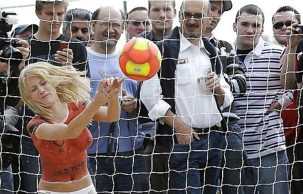 19P babes play beach soccer