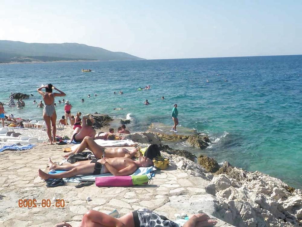 25P The beach 99