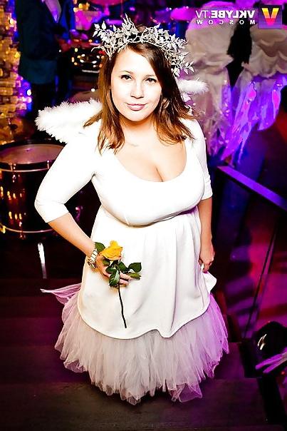 18P Busty Russian Woman 214