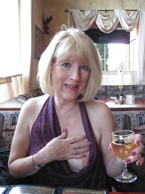 25P Milf Nudists #6 BoB