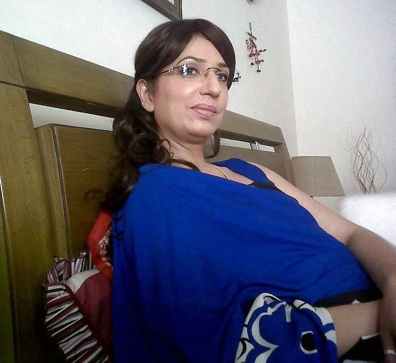 25P Delicious Muslim MILFs, Who Would You FUCK & How?