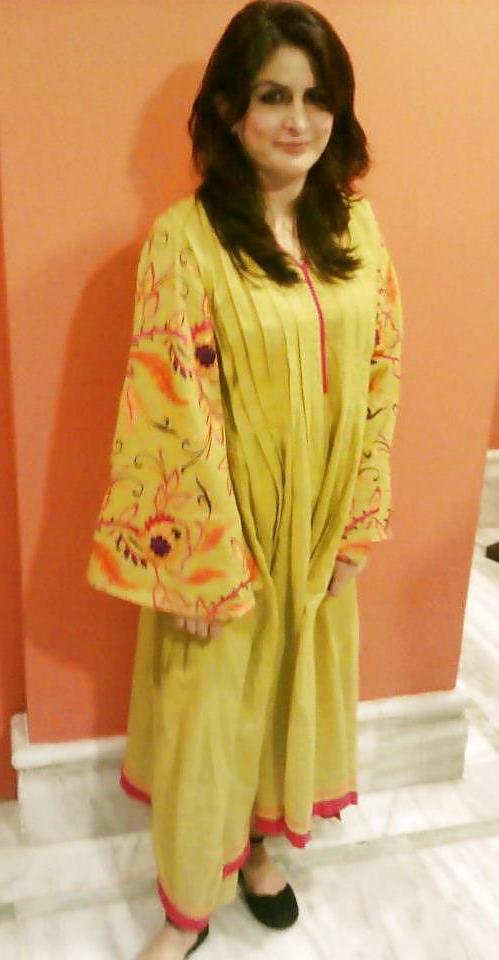 25P Delicious Muslim MILFs, Who Would You FUCK & How?