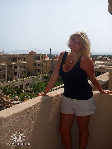 19P Busty Russian Woman 125