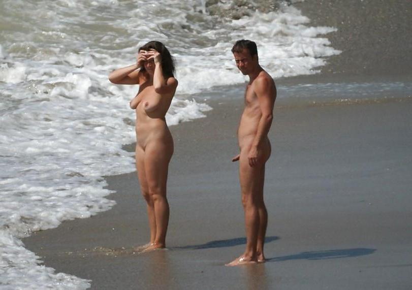 25P Teen Beach Nude Day