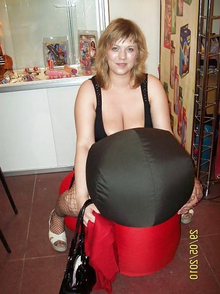 11P Busty Russian Woman 137
