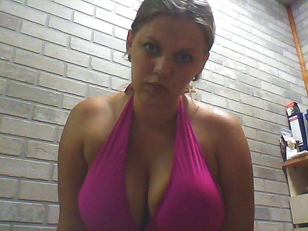 11P Busty Russian Woman 137