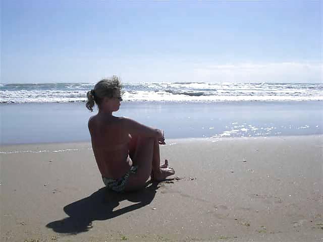 25P The beach 120