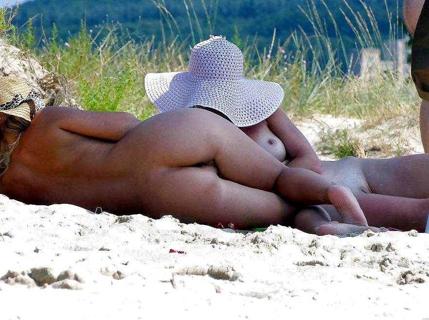 25P On the Beach - 39