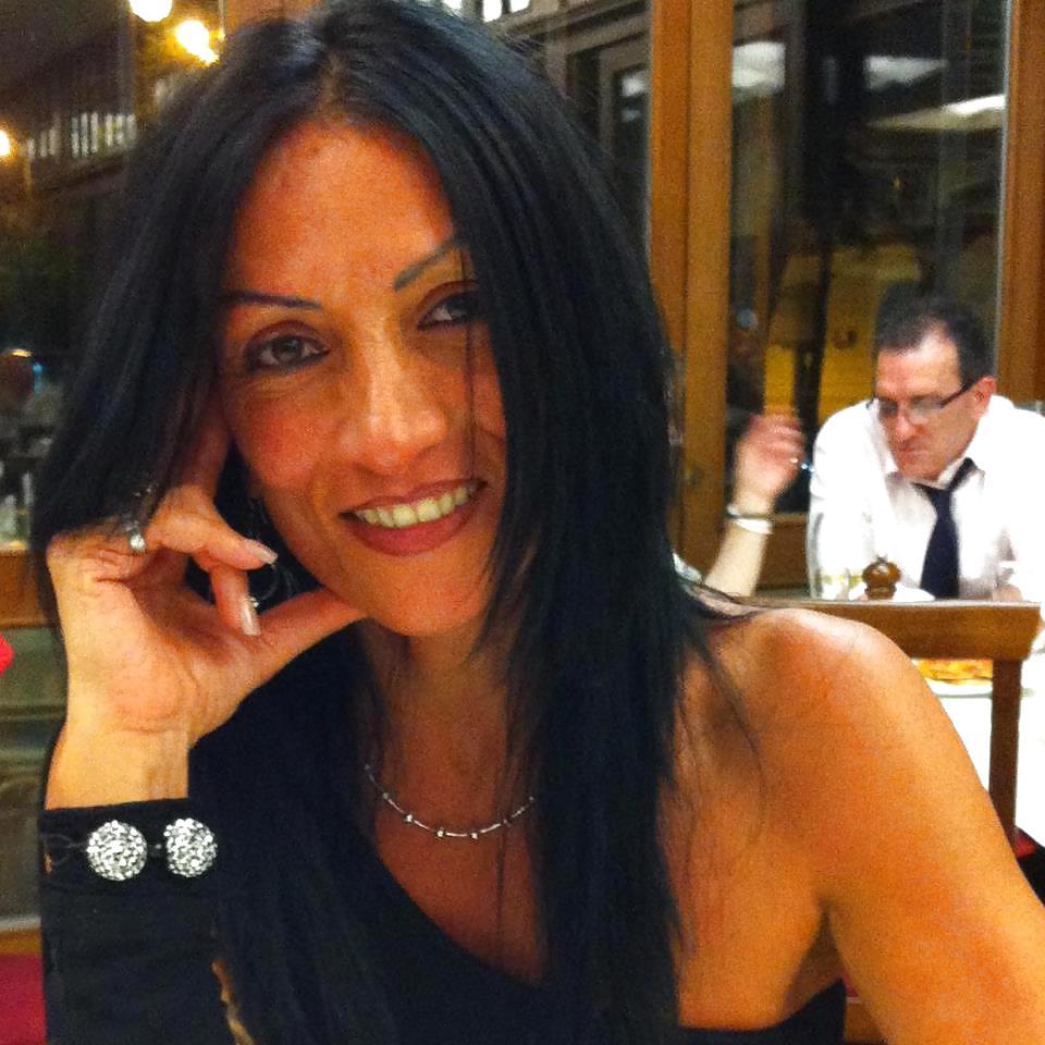 19P Italian milf: laura