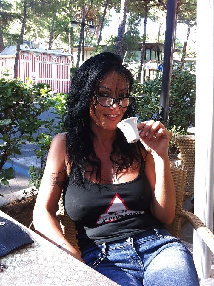 19P Italian milf: laura