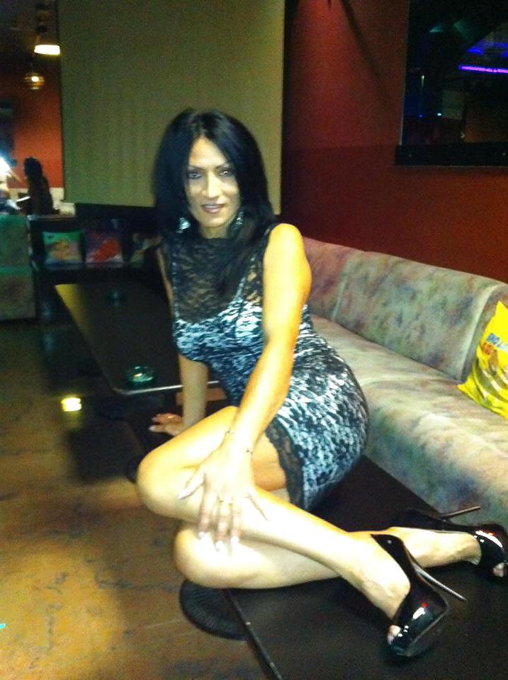 19P Italian milf: laura