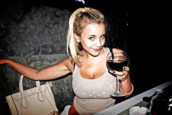 18P Busty Russian Woman 259