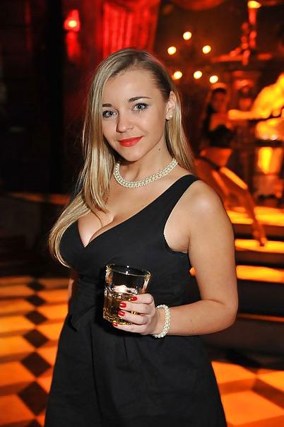 18P Busty Russian Woman 259