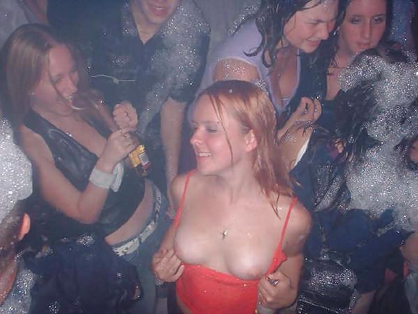 25P Flashing Girls 9