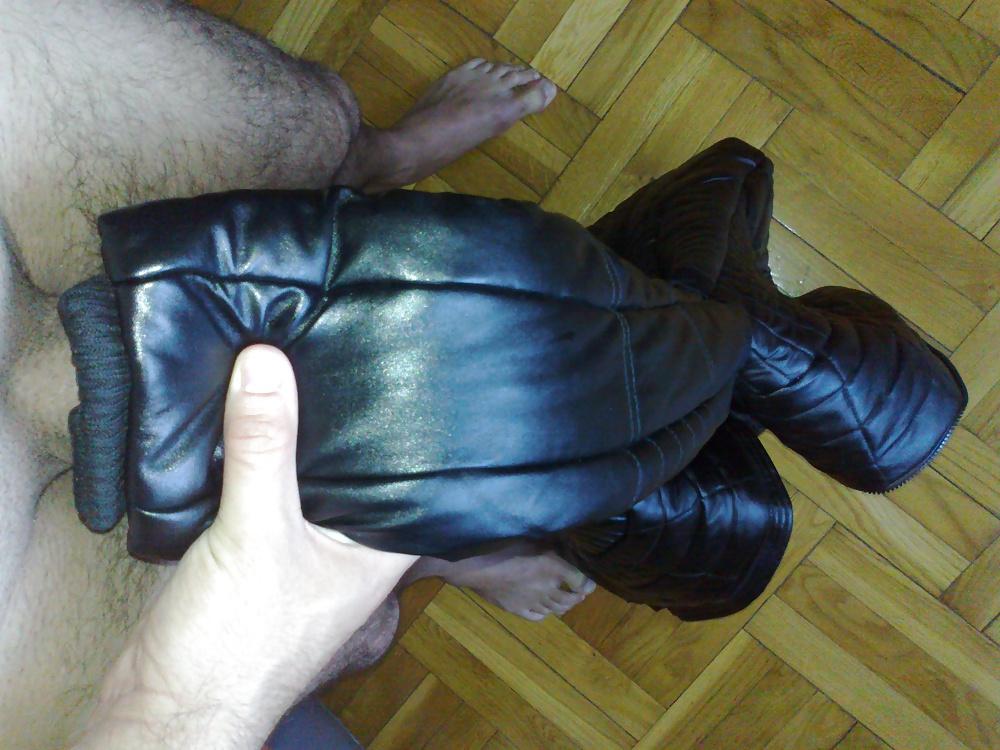 10P Sister's shiny leather down jacket fucked