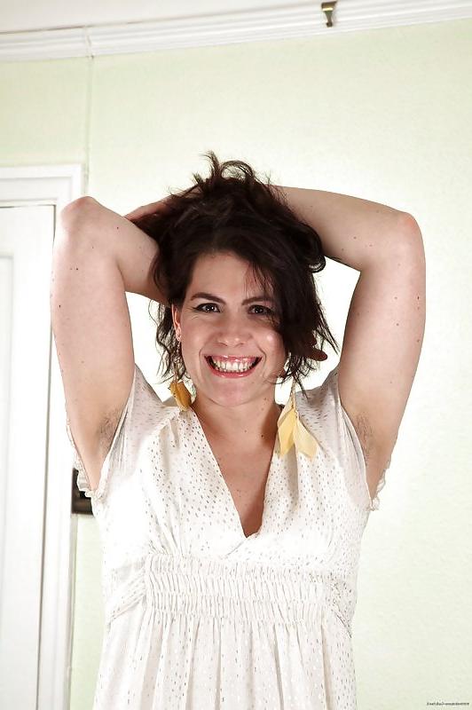 15P Hairy Eva showing bush