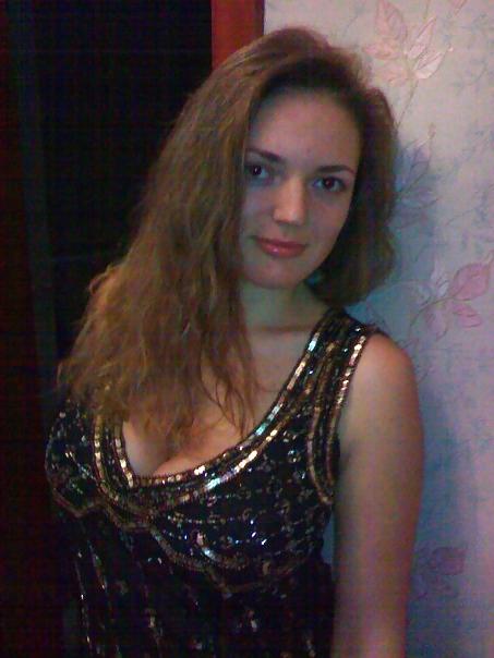 22P Busty Russian Woman 276