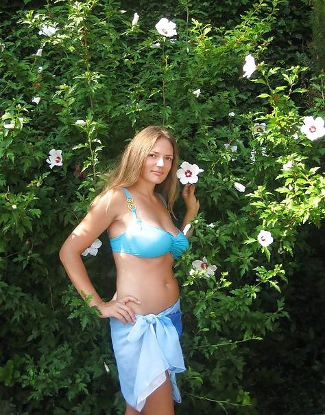 22P Busty Russian Woman 276