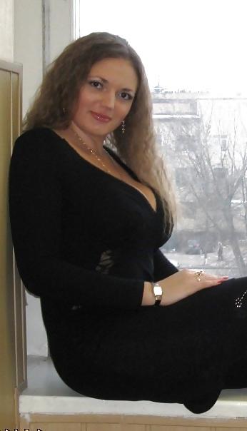 22P Busty Russian Woman 276