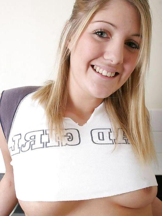 20P Bonnie in her gym gear