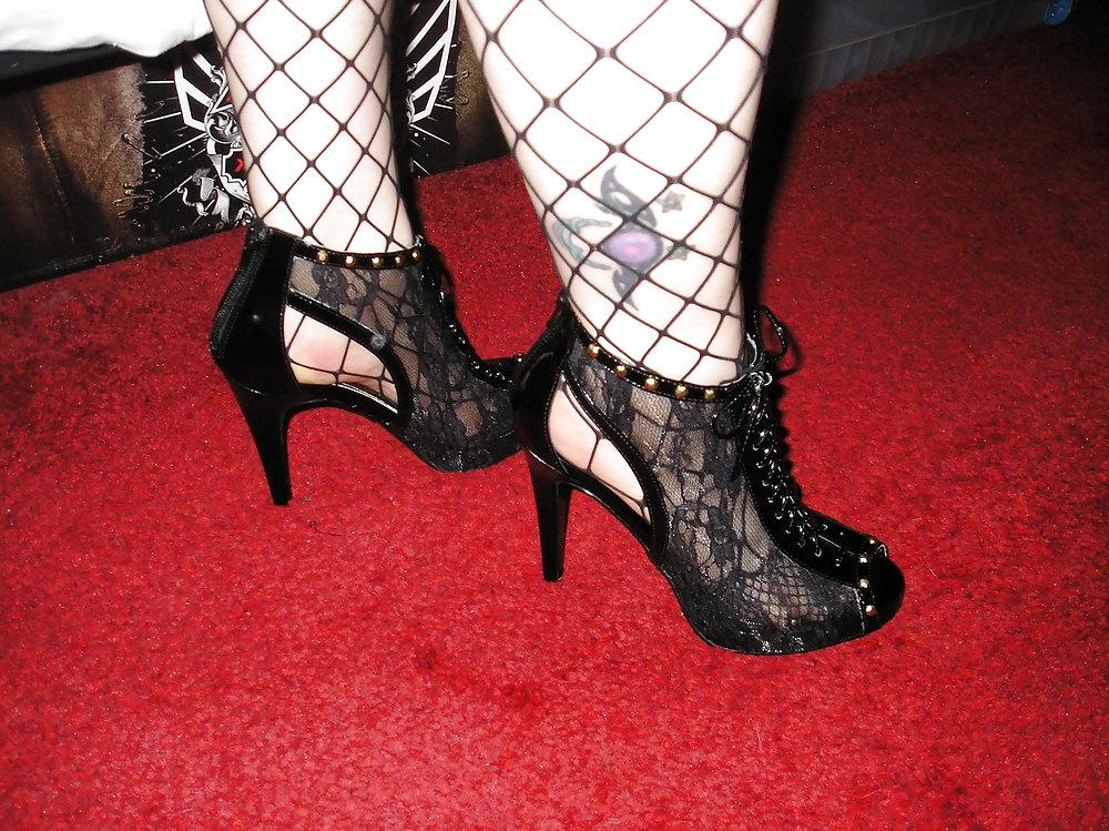 25P Heels and nylons
