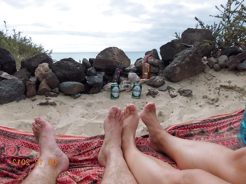 12P Athebeach on the beach
