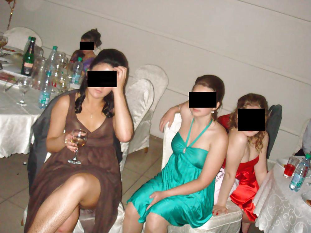 15P Women with hairy legs 2