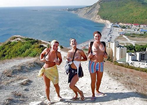 15P Flashing Females 19