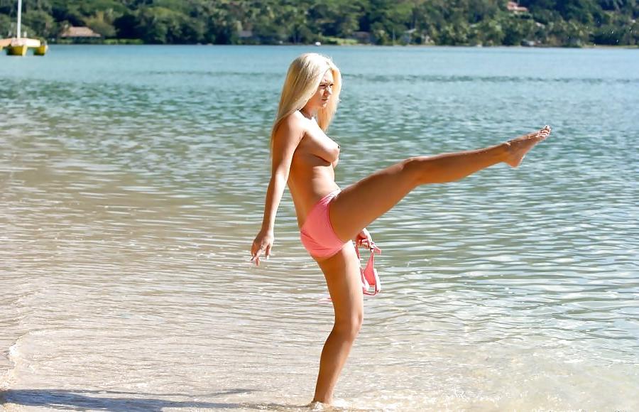 15P Hot blonde on the beach